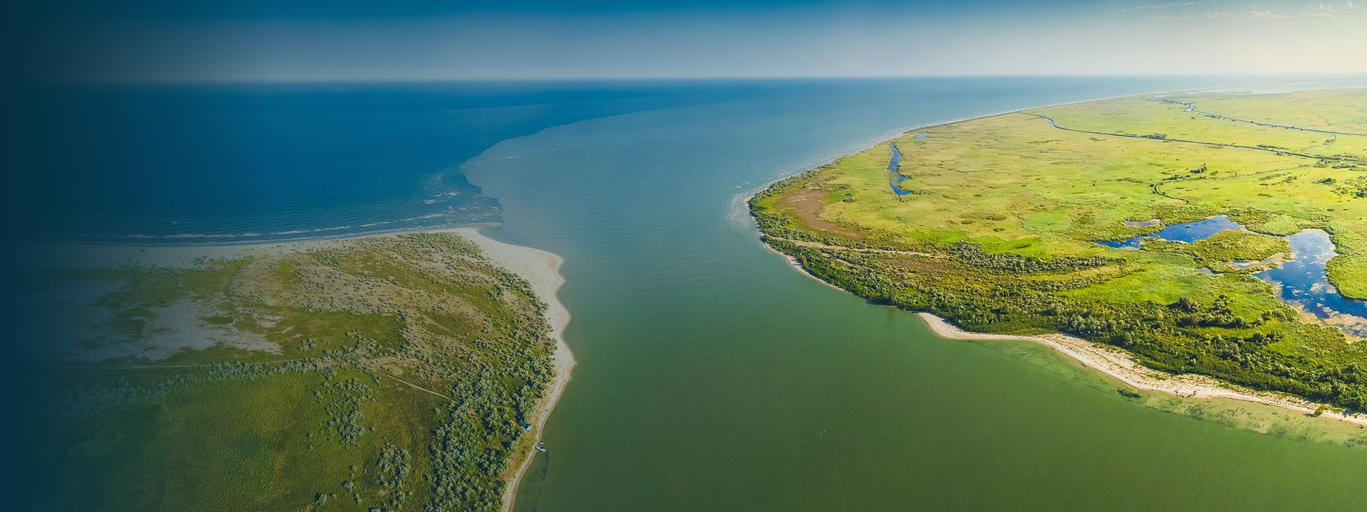 Danube River merges with Black Sea ...